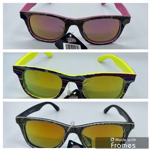 3 Pairs Of Pugs Wayfarer Sunglasses “Screamin Dealz” Sunglasses (3 Pairs)